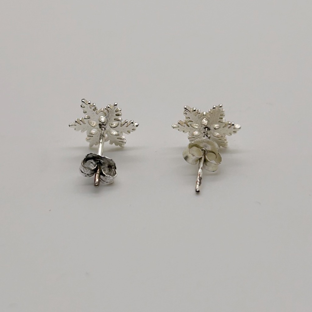 Silver Snowflake Stud Earrings - Picture 3 of 12